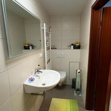 Lutkistube In 아파트